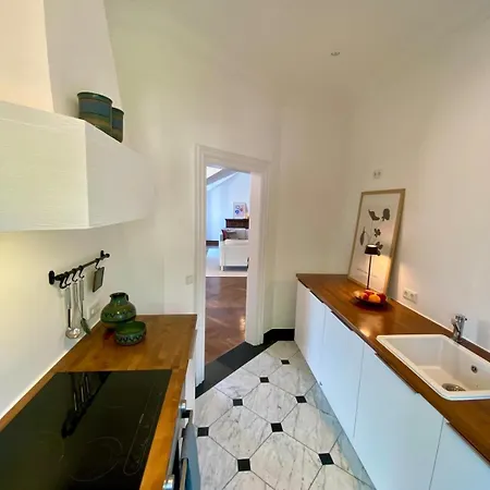 Design-loft Mit 2 Balkonen Am Stadtwald - 20 Min Zur Messe Duesseldorf Apartment Krefeld