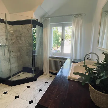 Apartment Design-loft Mit 2 Balkonen Am Stadtwald - 20 Min Zur Messe Duesseldorf Krefeld