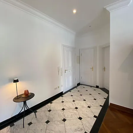 Design-loft Mit 2 Balkonen Am Stadtwald - 20 Min Zur Messe Duesseldorf *