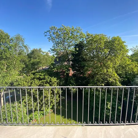 Design-loft Mit 2 Balkonen Am Stadtwald - 20 Min Zur Messe Duesseldorf Appartement *