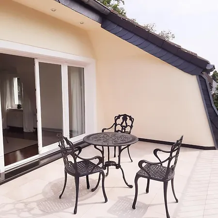 Apartment Design-loft Mit 2 Balkonen Am Stadtwald - 20 Min Zur Messe Duesseldorf *