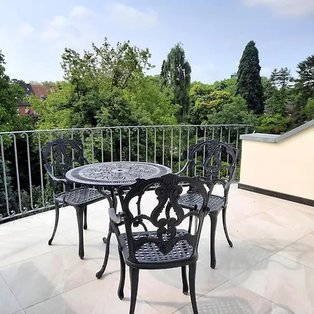 Apartment Design-loft Mit 2 Balkonen Am Stadtwald - 20 Min Zur Messe Düsseldorf Krefeld