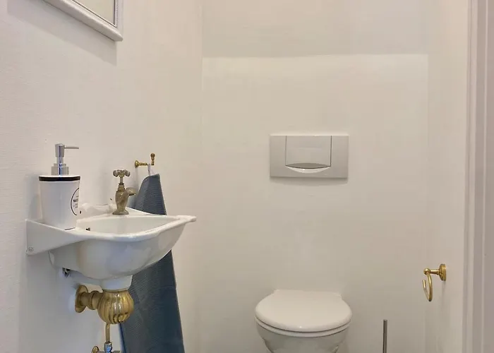 公寓 Design-loft Mit 2 Balkonen Am Stadtwald - 20 Min Zur Messe Duesseldorf