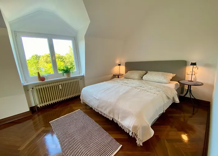 Design-loft Mit 2 Balkonen Am Stadtwald - 20 Min Zur Messe Duesseldorf Daire Krefeld