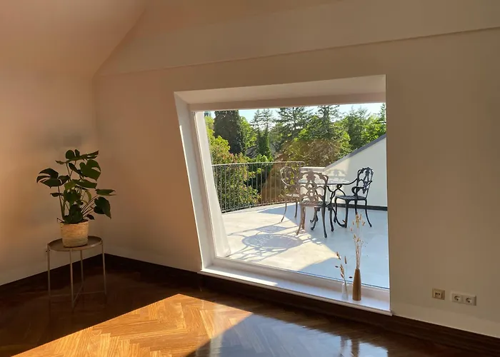 公寓 Design-loft Mit 2 Balkonen Am Stadtwald - 20 Min Zur Messe Duesseldorf 克雷费尔德