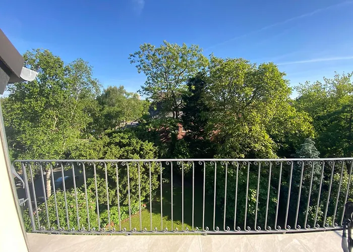 Design-loft Mit 2 Balkonen Am Stadtwald - 20 Min Zur Messe Duesseldorf Appartement *