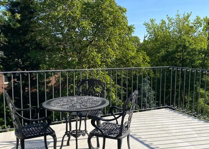 Design-loft Mit 2 Balkonen Am Stadtwald - 20 Min Zur Messe Duesseldorf Apartmán