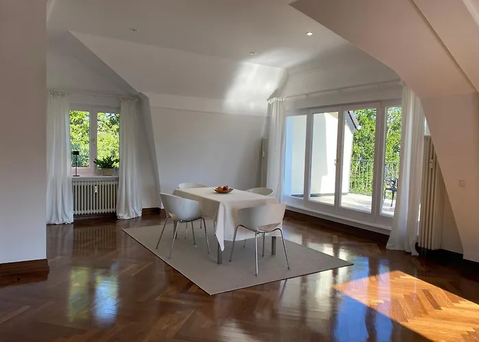 公寓 Design-loft Mit 2 Balkonen Am Stadtwald - 20 Min Zur Messe Duesseldorf 克雷费尔德