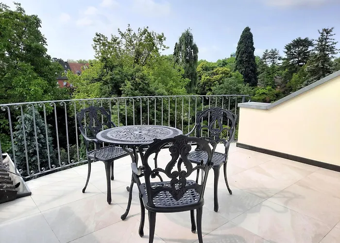 公寓 Design-loft Mit 2 Balkonen Am Stadtwald - 20 Min Zur Messe Duesseldorf 克雷费尔德